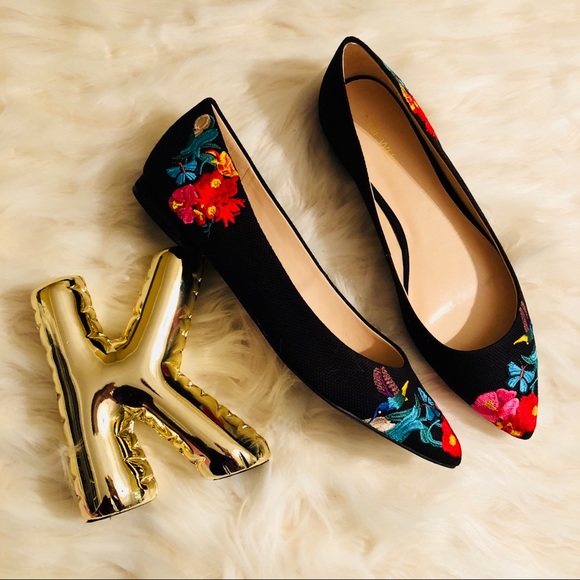 Nine West Shoes - NWB Nine West embroidered Obedience flats